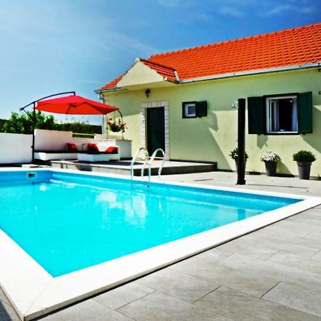 Willa House Lucia Brstanovo Zewnętrze zdjęcie