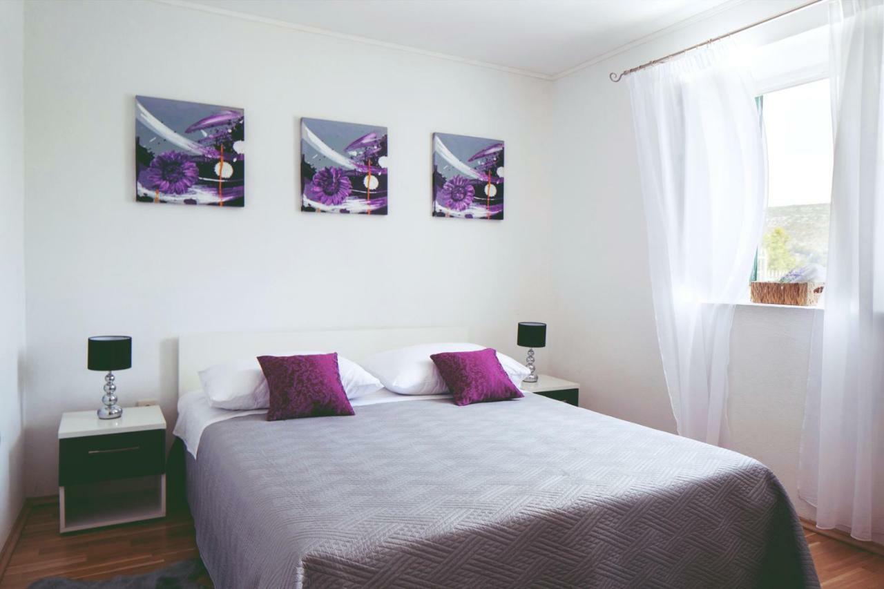 Willa House Lucia Brstanovo Zewnętrze zdjęcie
